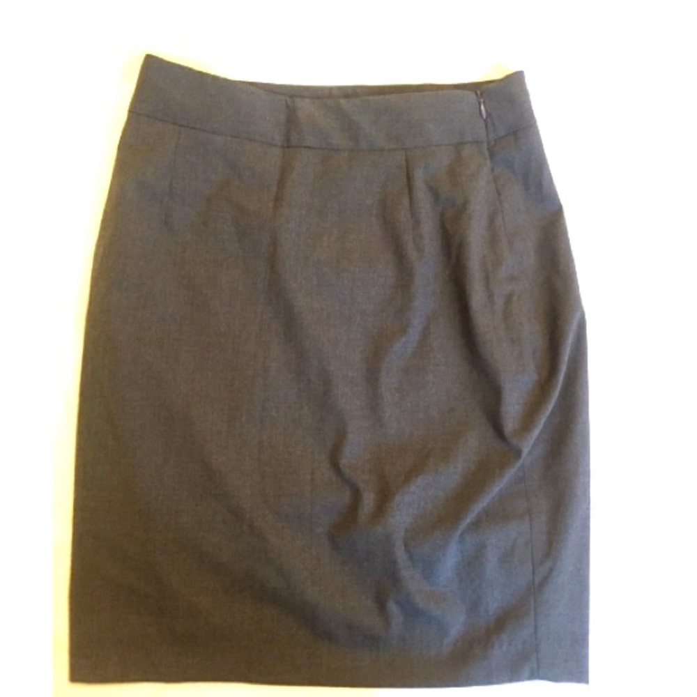 Grey pencil skirt